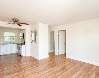 715 S Swinton Avenue - Photo Thumbnail 1