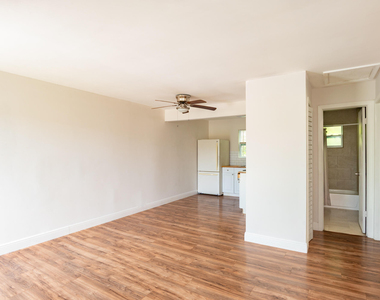 715 S Swinton Avenue - Photo Thumbnail 1