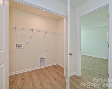 1725 E Cloaninger Avenue - Photo Thumbnail 20