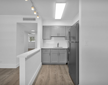4051 Ne 13th Avenue - Photo Thumbnail 27