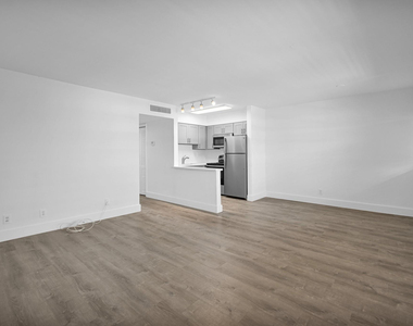 4051 Ne 13th Avenue - Photo Thumbnail 13
