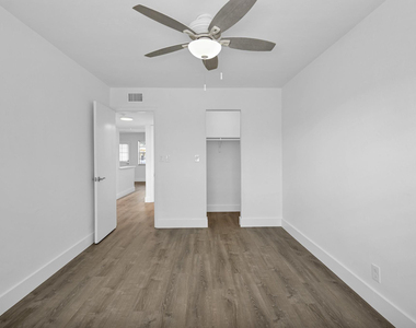 4051 Ne 13th Avenue - Photo Thumbnail 20