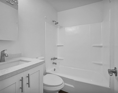4051 Ne 13th Avenue - Photo Thumbnail 17