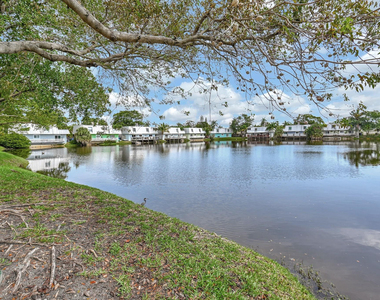 4051 Ne 13th Avenue - Photo Thumbnail 41
