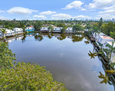4051 Ne 13th Avenue - Photo Thumbnail 4