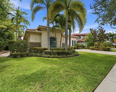 851 Edgebrook Lane - Photo Thumbnail 40