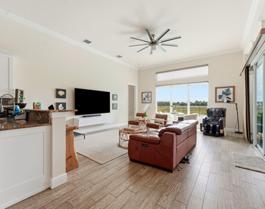 851 Edgebrook Lane - Photo Thumbnail 7