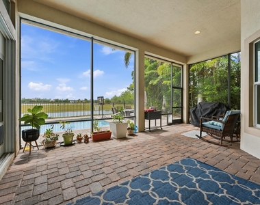 851 Edgebrook Lane - Photo Thumbnail 34