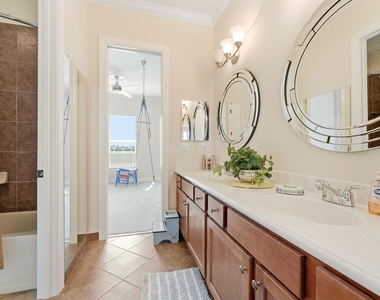 851 Edgebrook Lane - Photo Thumbnail 26