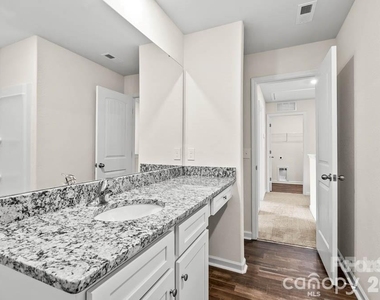 1305 Nia Road - Photo Thumbnail 14