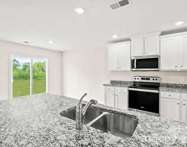 1305 Nia Road - Photo Thumbnail 2