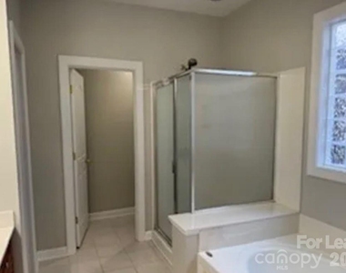 15640 Sullivan Ridge Drive - Photo Thumbnail 8