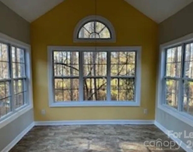 15640 Sullivan Ridge Drive - Photo Thumbnail 6