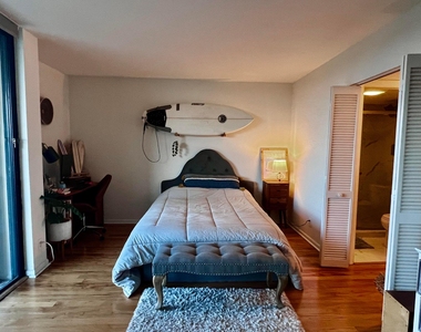 2425 Presidential Way - Photo Thumbnail 17