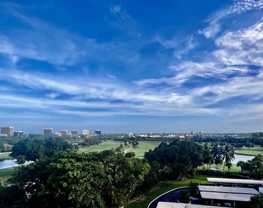 2425 Presidential Way - Photo Thumbnail 1