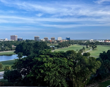 2425 Presidential Way - Photo Thumbnail 4