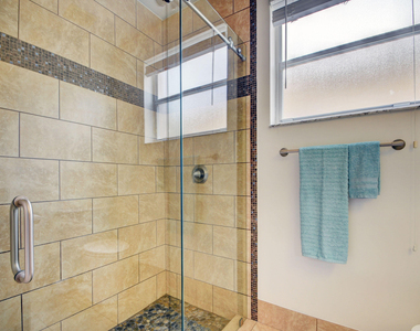 2418 Westmont Drive - Photo Thumbnail 19