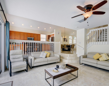 2418 Westmont Drive - Photo Thumbnail 15