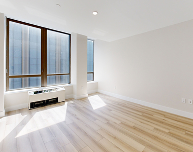 95 Wall Street - Photo Thumbnail 3