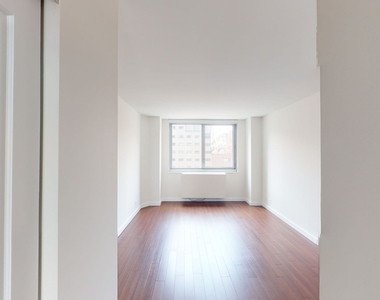 401 E 34th St - Photo Thumbnail 2