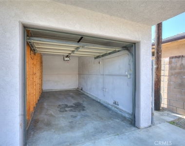 3045 Charlotte - Photo Thumbnail 37