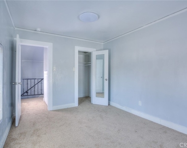 3045 Charlotte - Photo Thumbnail 27