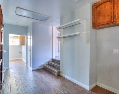 3045 Charlotte - Photo Thumbnail 14