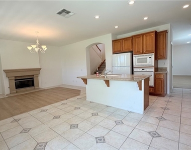 31444 Pennant Court - Photo Thumbnail 4