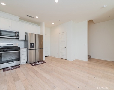 4096 E Peony Paseo - Photo Thumbnail 6