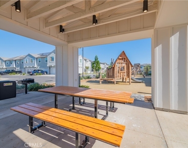 4096 E Peony Paseo - Photo Thumbnail 20