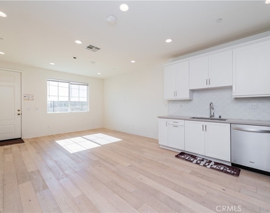 4096 E Peony Paseo - Photo Thumbnail 7