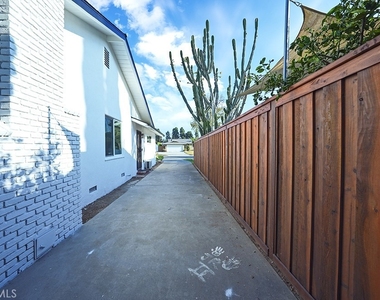 2149 Victoria Drive - Photo Thumbnail 26