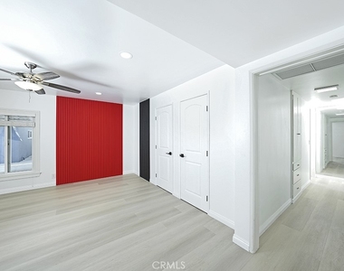 2149 Victoria Drive - Photo Thumbnail 12