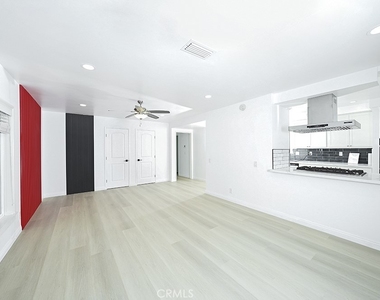 2149 Victoria Drive - Photo Thumbnail 6