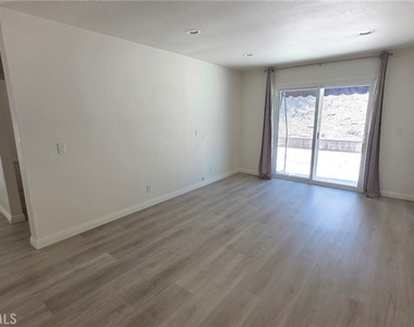 20800 Regency - Photo Thumbnail 8