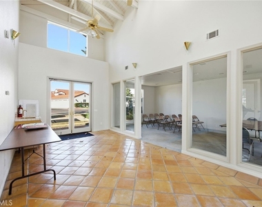29489 Cara Way - Photo Thumbnail 8
