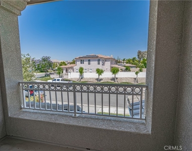 25910 Tennyson Lane - Photo Thumbnail 46