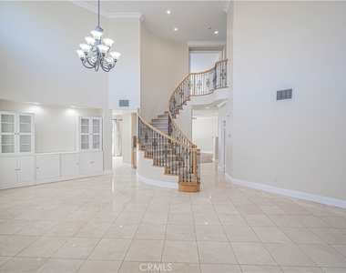 25910 Tennyson Lane - Photo Thumbnail 7