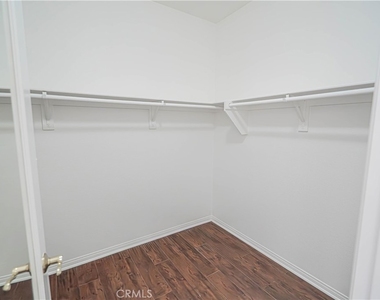 25910 Tennyson Lane - Photo Thumbnail 33