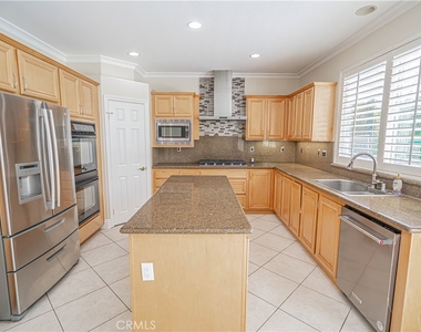 25910 Tennyson Lane - Photo Thumbnail 20