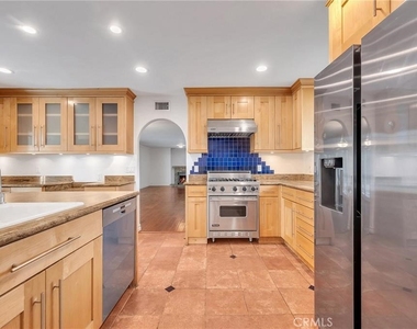 22612 Covello Street - Photo Thumbnail 11
