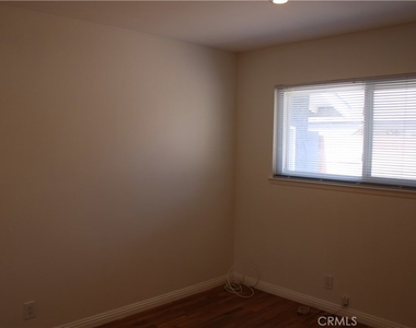 5192 Robinwood - Photo Thumbnail 17