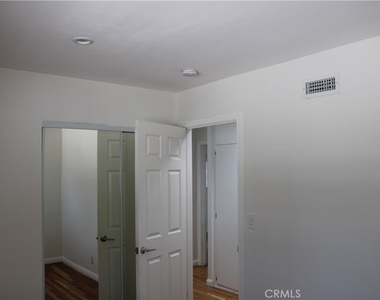 5192 Robinwood - Photo Thumbnail 12