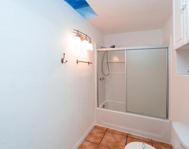 1568 Primera Street - Photo Thumbnail 9