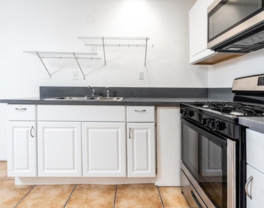 1568 Primera Street - Photo Thumbnail 5