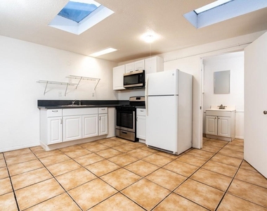 1568 Primera Street - Photo Thumbnail 4