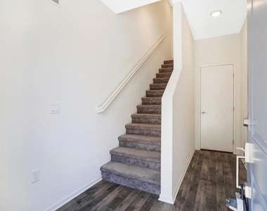 5406 Beach Bluff Lane - Photo Thumbnail 2