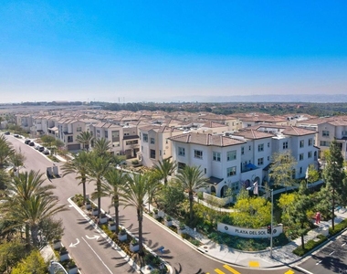 5406 Beach Bluff Lane - Photo Thumbnail 23