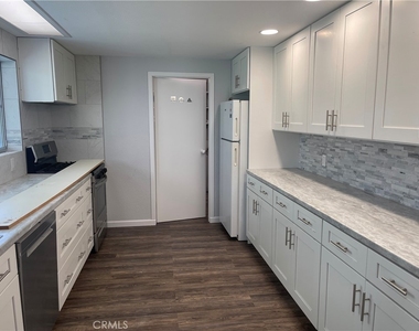 1361 De Luz Road - Photo Thumbnail 4