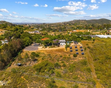 20063 Elfin Forest Lane - Photo Thumbnail 58